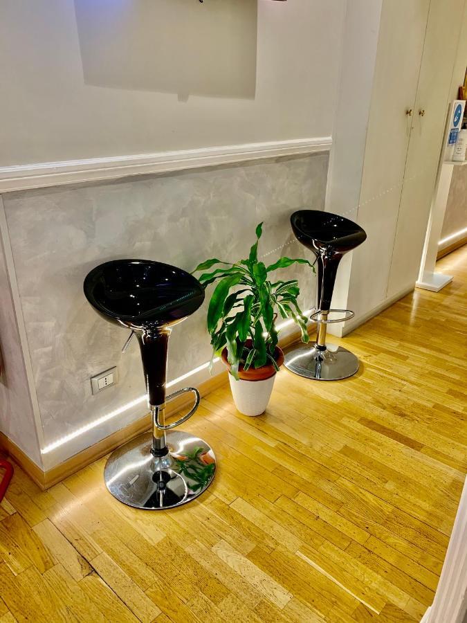 Domus Via Veneto Bed & Breakfast Рим Екстериор снимка