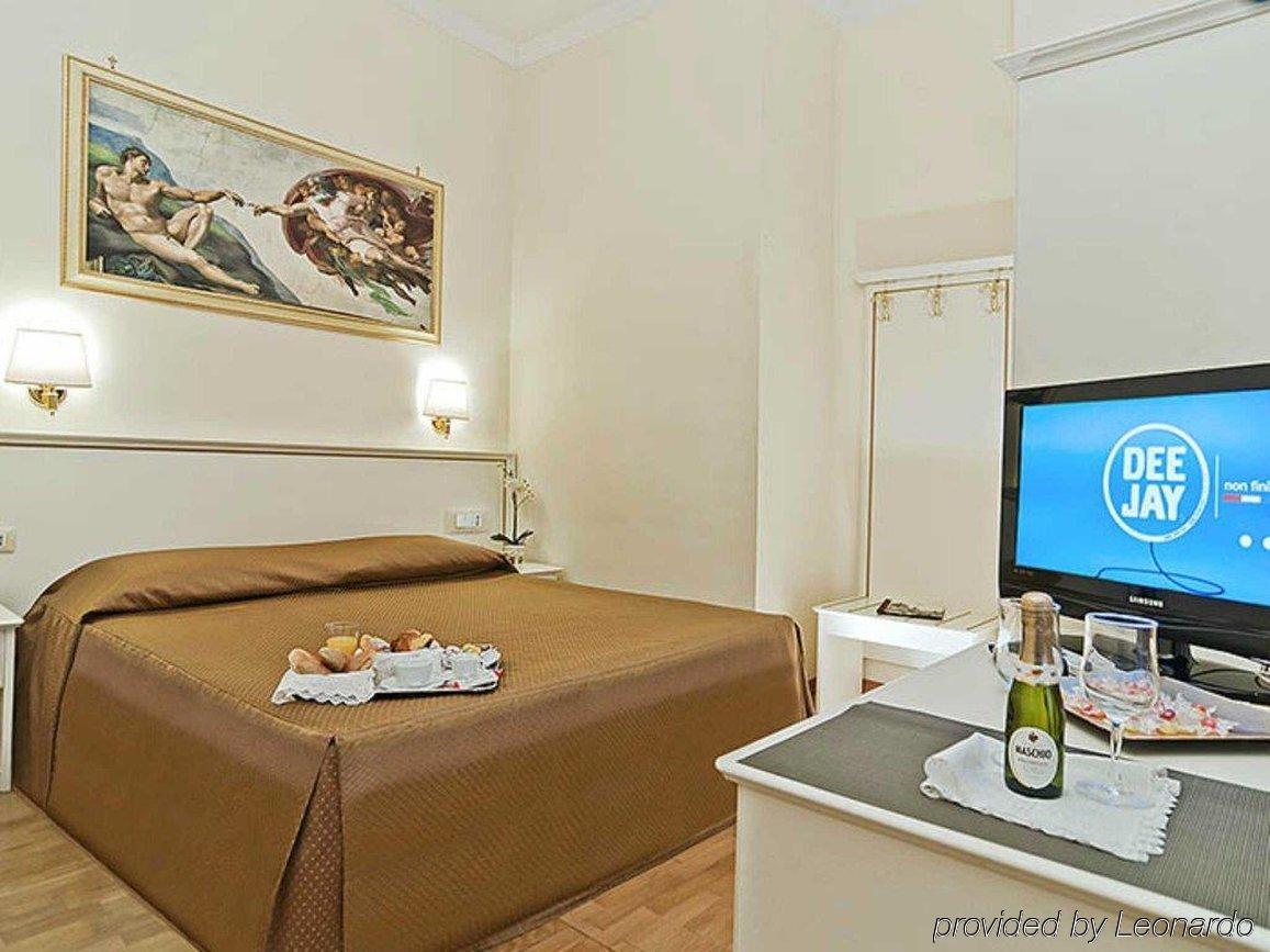 Domus Via Veneto Bed & Breakfast Рим Екстериор снимка