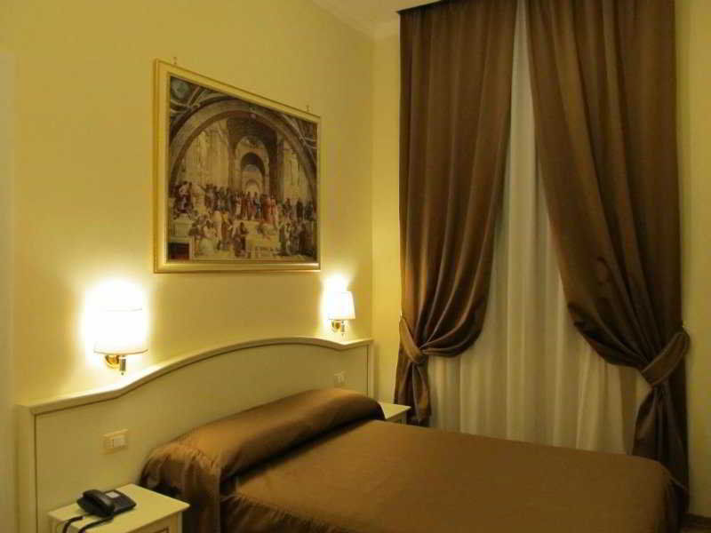 Domus Via Veneto Bed & Breakfast Рим Екстериор снимка