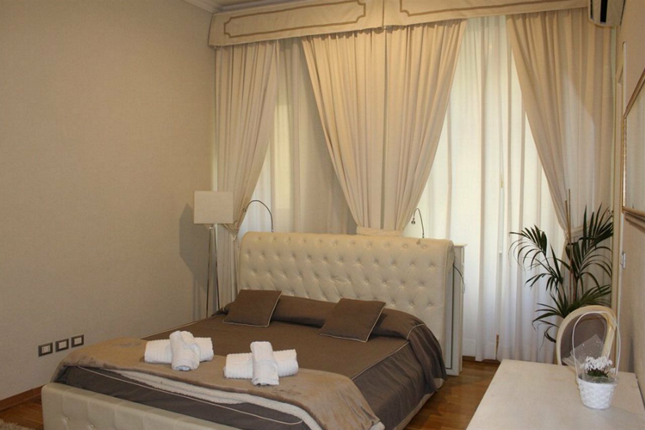 Domus Via Veneto Bed & Breakfast Рим Екстериор снимка
